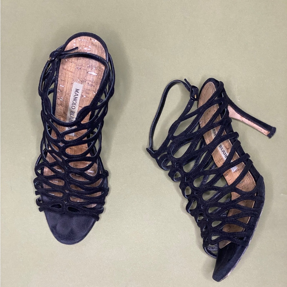 Vintage Manolo Blahnik suede caged sandal heel in black Size:36.5 good condition
